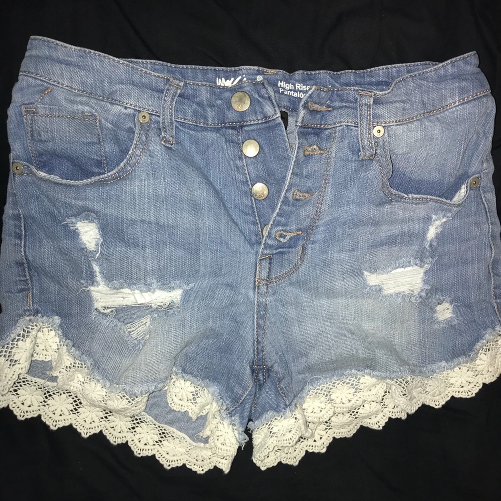 Denim shorts!!